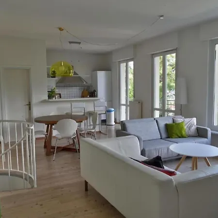 Tatil Evi Ferienhaus In Ruhiger Lage Mit Traumhaftem Panoramablick Auf Den Gardasee Und Gegenuberliegendes Bergmassiv *
