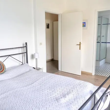Tatil Evi Ferienhaus In Ruhiger Lage Mit Traumhaftem Panoramablick Auf Den Gardasee Und Gegenuberliegendes Bergmassiv *